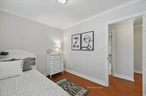 1478 Epping Court Burlington ON L7M 1P6