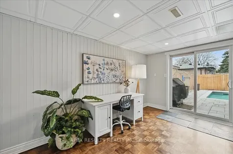 1478 Epping Court Burlington ON L7M 1P6