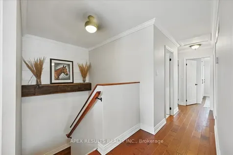 1478 Epping Court Burlington ON L7M 1P6