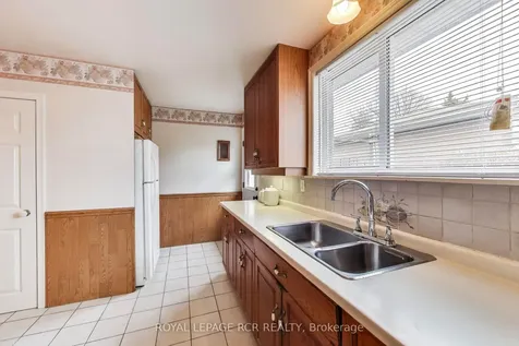 43 Appleby Drive Brampton ON L6T 2S7