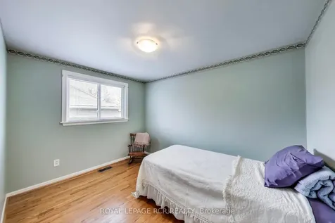 43 Appleby Drive Brampton ON L6T 2S7