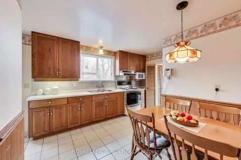 43 Appleby Drive Brampton ON L6T 2S7