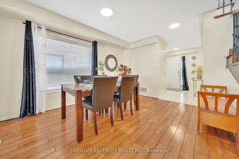 12 Hackmore Gate Brampton ON L7A 1R6