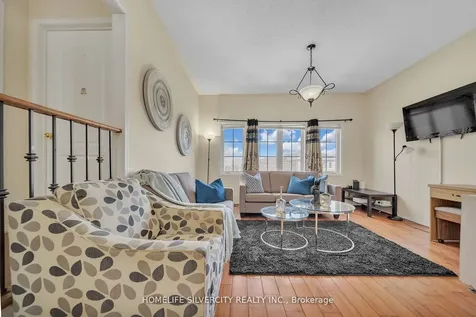 12 Hackmore Gate Brampton ON L7A 1R6