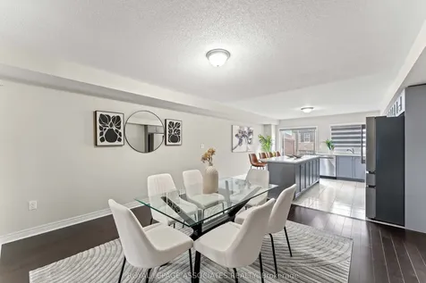 9 Finegan Circle Brampton ON L7A 4Z7