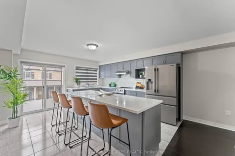 9 Finegan Circle Brampton ON L7A 4Z7