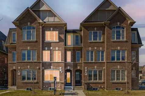 9 Finegan Circle Brampton ON L7A 4Z7