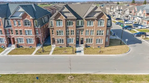 9 Finegan Circle Brampton ON L7A 4Z7