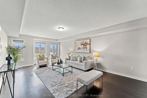 9 Finegan Circle Brampton ON L7A 4Z7