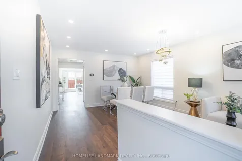 36 Frontenac Crescent Brampton ON L7A 3M7