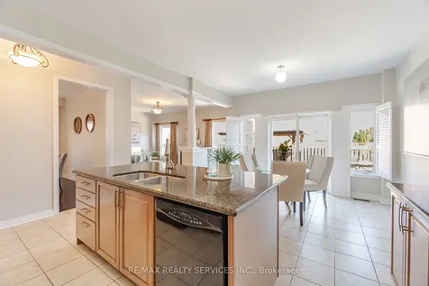 21 Fallgate Drive Brampton ON L6X 0R6