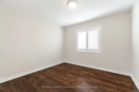 21 Fallgate Drive Brampton ON L6X 0R6