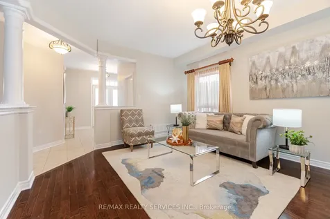 21 Fallgate Drive Brampton ON L6X 0R6