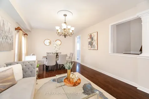 21 Fallgate Drive Brampton ON L6X 0R6