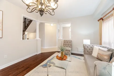 21 Fallgate Drive Brampton ON L6X 0R6