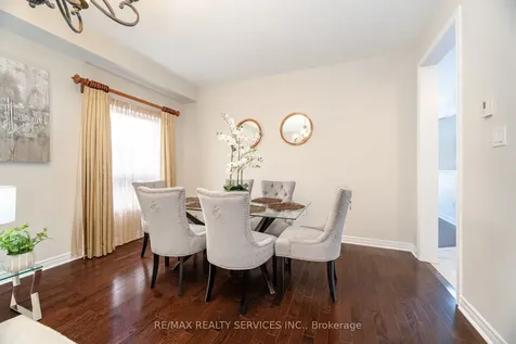 21 Fallgate Drive Brampton ON L6X 0R6