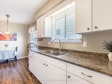 196 Cullum Court Burlington ON L7T 4A9