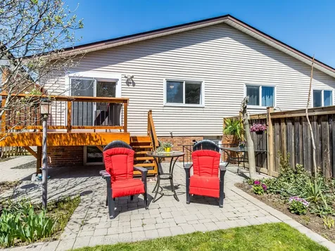 196 Cullum Court Burlington ON L7T 4A9