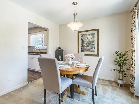 196 Cullum Court Burlington ON L7T 4A9