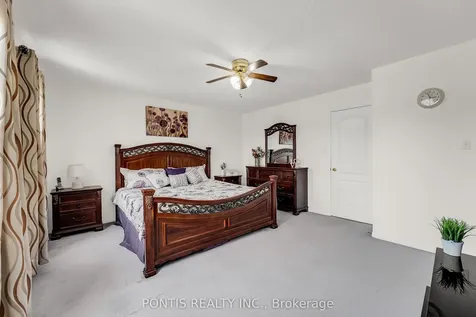 22 Mistdale Crescent Brampton ON L7A 1S1