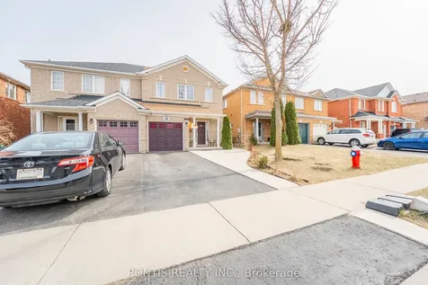 22 Mistdale Crescent Brampton ON L7A 1S1