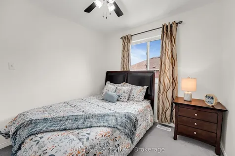 22 Mistdale Crescent Brampton ON L7A 1S1