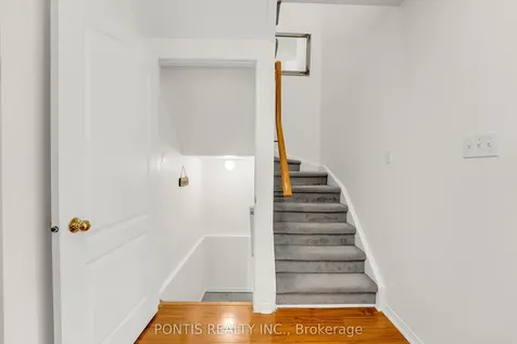 22 Mistdale Crescent Brampton ON L7A 1S1