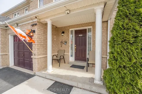 22 Mistdale Crescent Brampton ON L7A 1S1