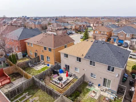 22 Mistdale Crescent Brampton ON L7A 1S1