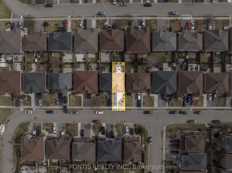 22 Mistdale Crescent Brampton ON L7A 1S1