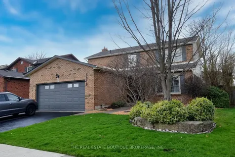 3219 Hazelwood Avenue Burlington ON L7M 2V3