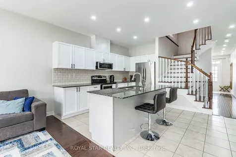 71 Relton Circle Brampton ON L6P 4A7