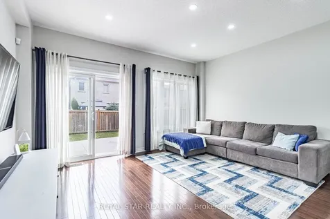 71 Relton Circle Brampton ON L6P 4A7