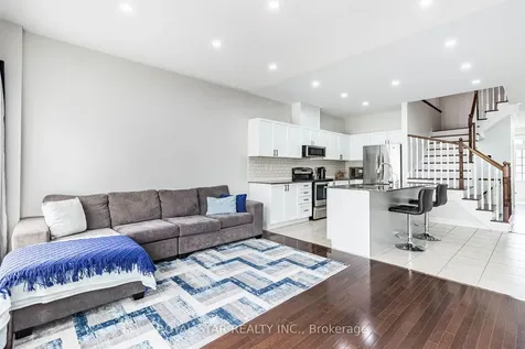 71 Relton Circle Brampton ON L6P 4A7