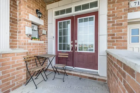 71 Relton Circle Brampton ON L6P 4A7