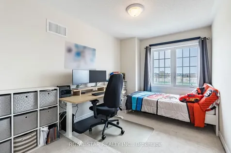 71 Relton Circle Brampton ON L6P 4A7