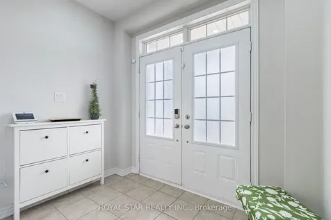 71 Relton Circle Brampton ON L6P 4A7