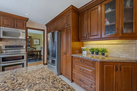 7 Summergate Court Caledon ON L7C 1P9