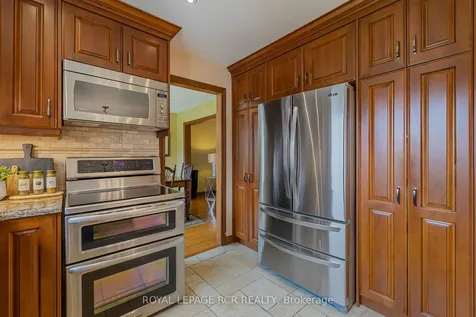 7 Summergate Court Caledon ON L7C 1P9