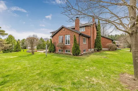 7 Summergate Court Caledon ON L7C 1P9