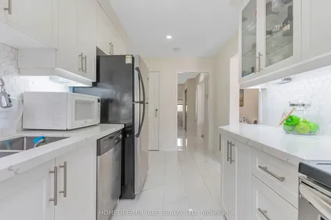 31 Cranberry Crescent Brampton ON L6Y 4P7