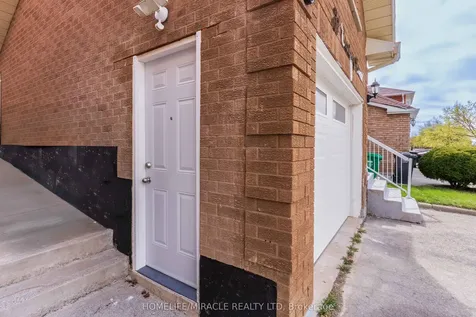 31 Cranberry Crescent Brampton ON L6Y 4P7