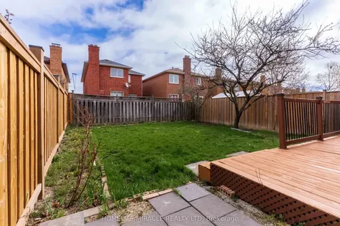 31 Cranberry Crescent Brampton ON L6Y 4P7