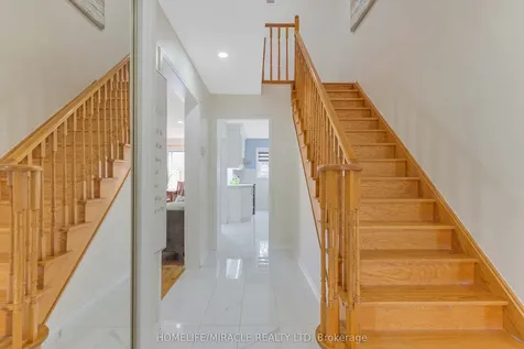 31 Cranberry Crescent Brampton ON L6Y 4P7