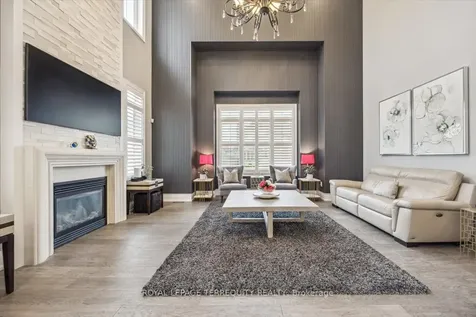 18 Dalmeny Drive Brampton ON L6X 0X3