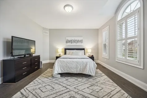 18 Dalmeny Drive Brampton ON L6X 0X3