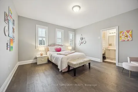 18 Dalmeny Drive Brampton ON L6X 0X3