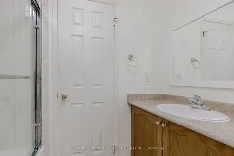 265 Brussels Avenue Brampton ON L6Z 0G4