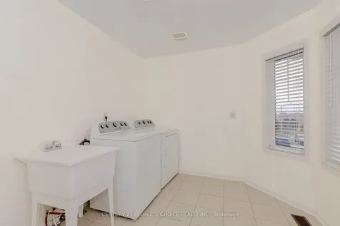 265 Brussels Avenue Brampton ON L6Z 0G4