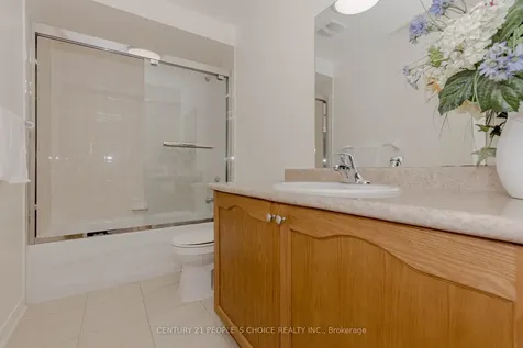 265 Brussels Avenue Brampton ON L6Z 0G4